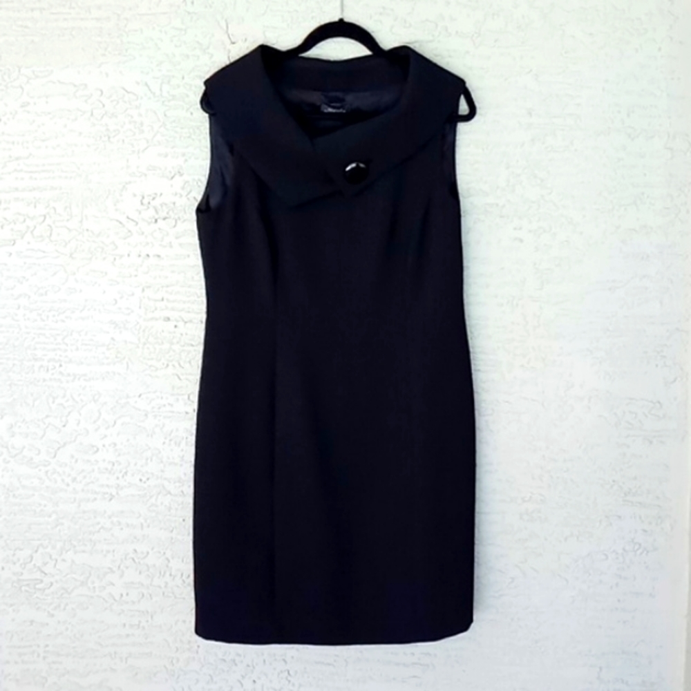 Tahari ASL Envelope Collar Women's Black Sheath Dress With Big Button Size 12P